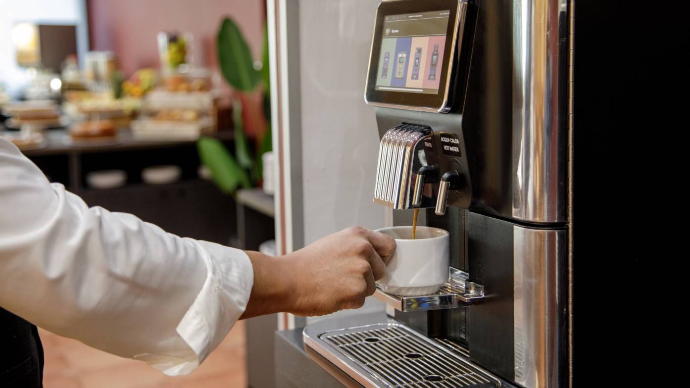 Hotel-Marcaurelio-Roma-Colazione-Macchina-caffee Hotel-Marcaurelio-Roma-Colazione-Macchina-caffee