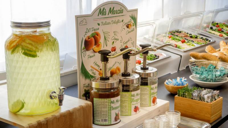 Hotel-Marcaurelio-Roma-Colazione-Buffet-sala-colazioni-10