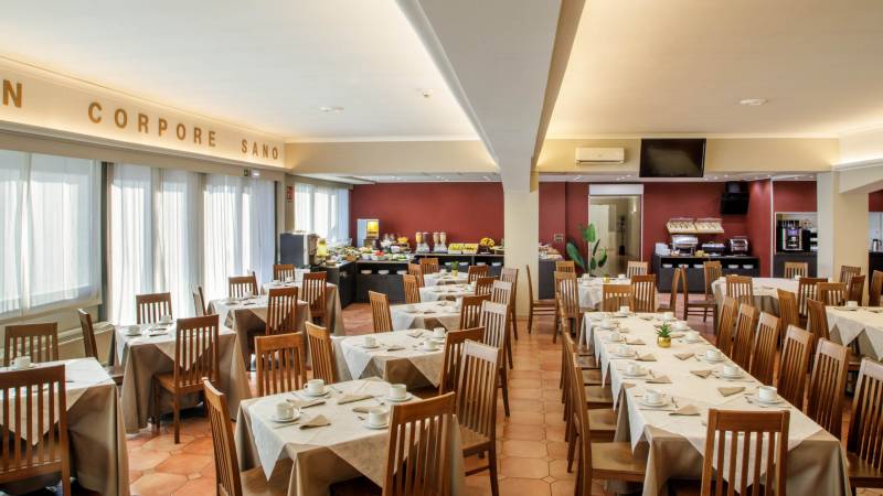 Hotel-Marcaurelio-Roma-Colazione-Buffet-sala-colazioni-8